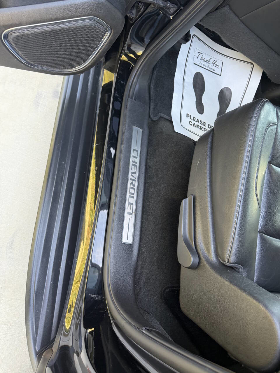 Used 2018 Chevrolet Suburban LT AWD/4WD image 9