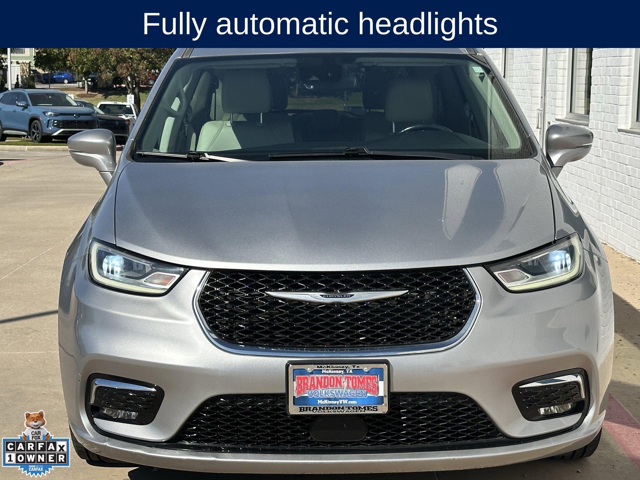 Used 2021 Chrysler Pacifica Touring-L FWD image 10