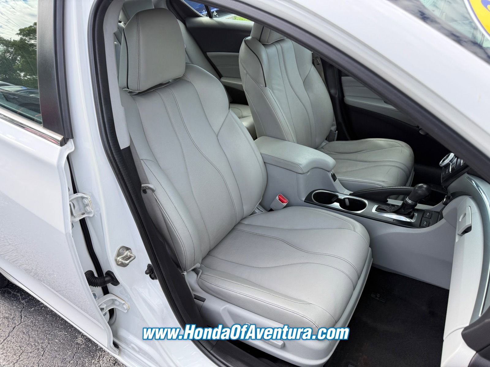 Used 2019 Acura ILX FWD image 9