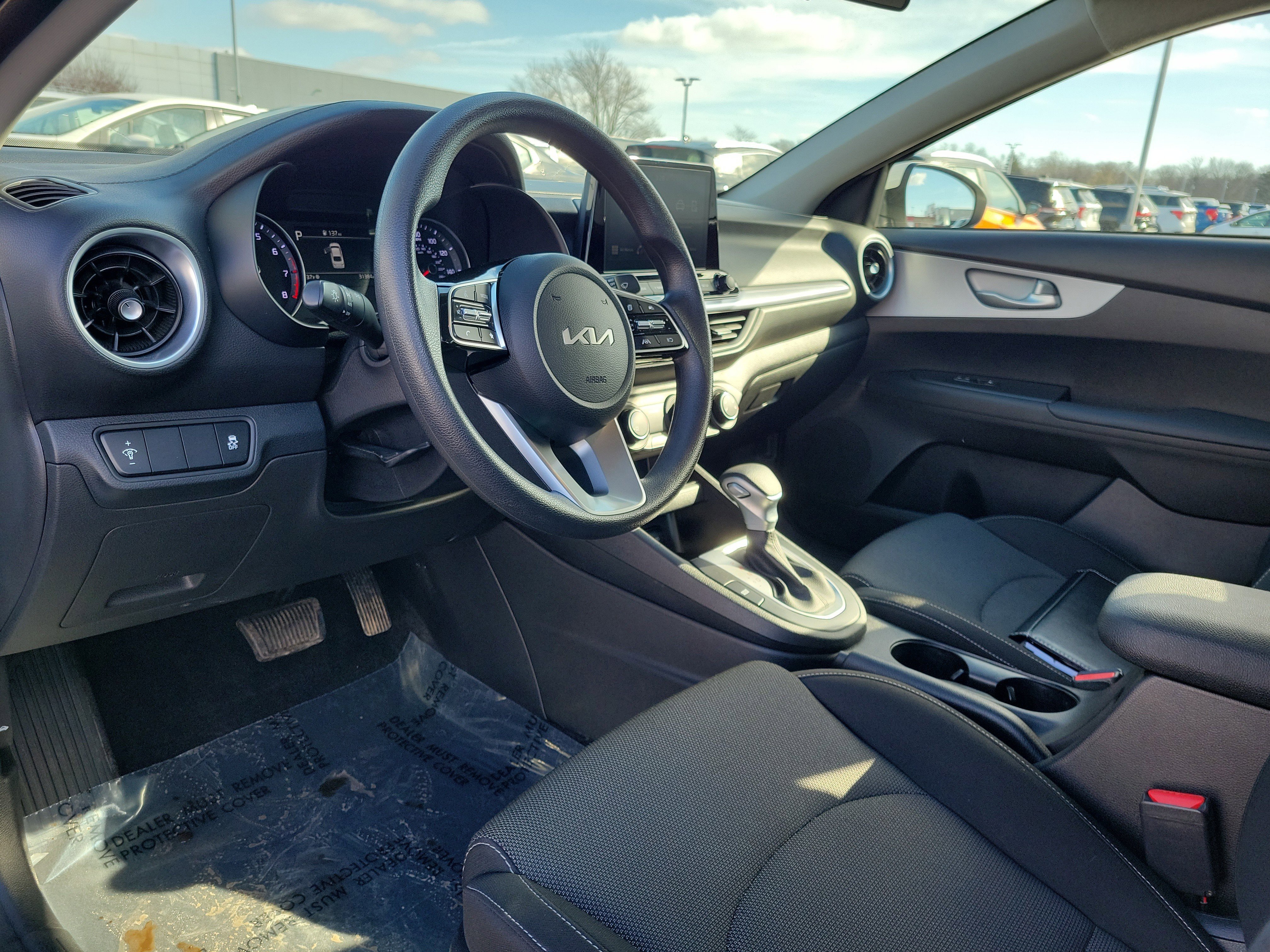 Used 2024 Kia Forte LX image 19