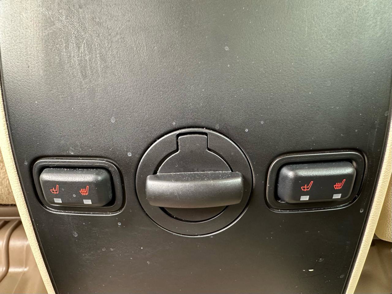 Used 2010 Lincoln MKS FWD image 43