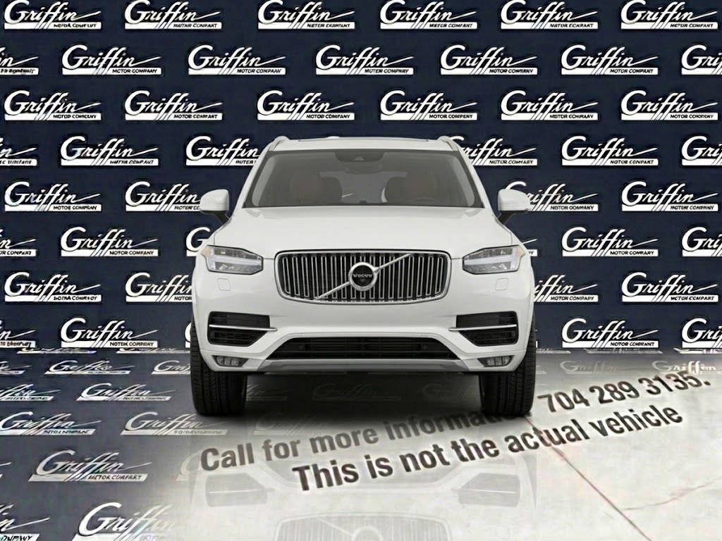 Used 2018 Volvo XC90 T6 Momentum w/ Convenience Package image 2
