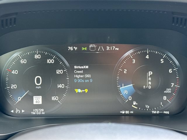 Used 2019 Volvo XC60 T5 Momentum w/ Multimedia Package AWD/4WD image 17