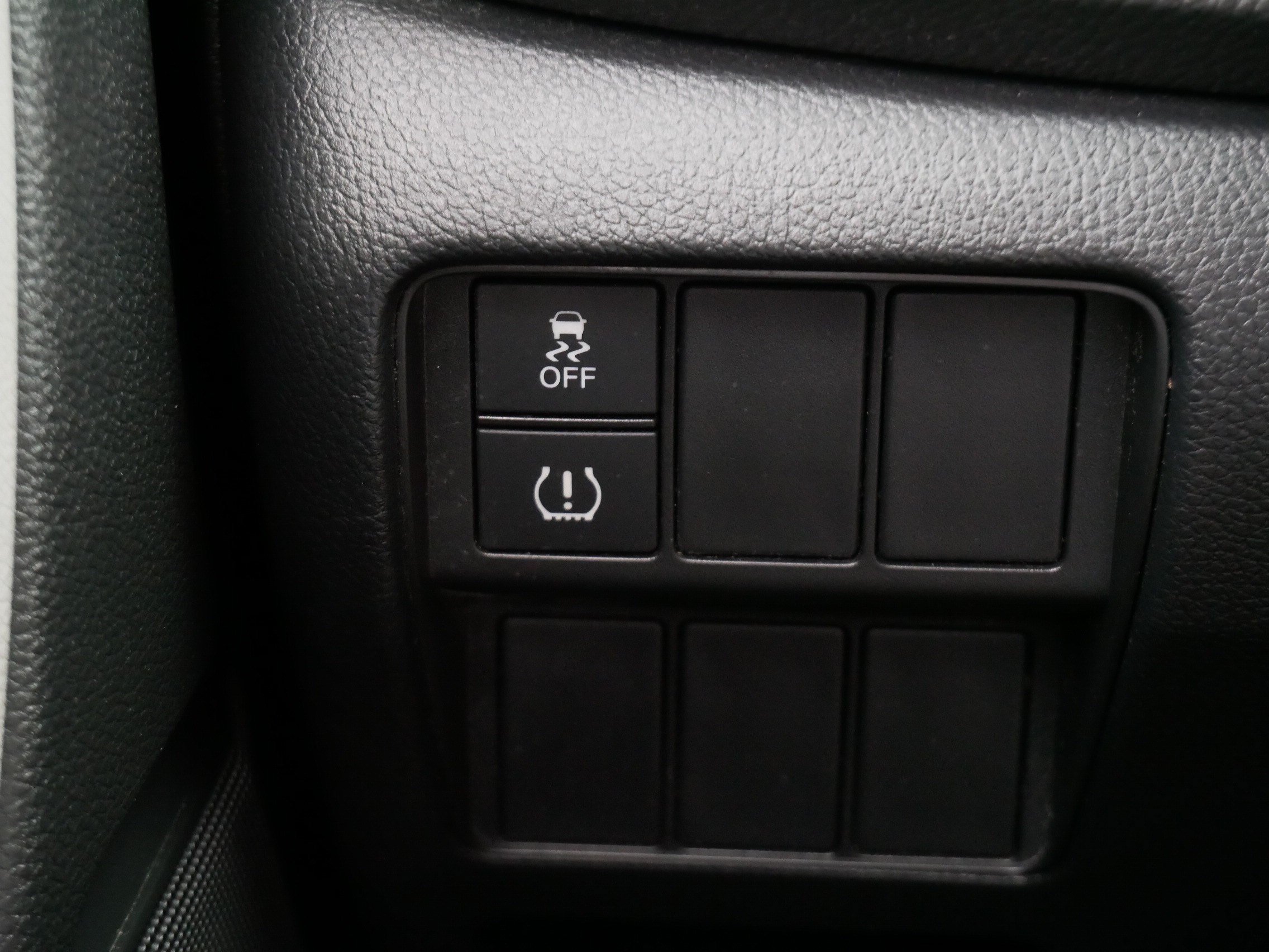 Certified 2019 Honda CR-V LX image 27