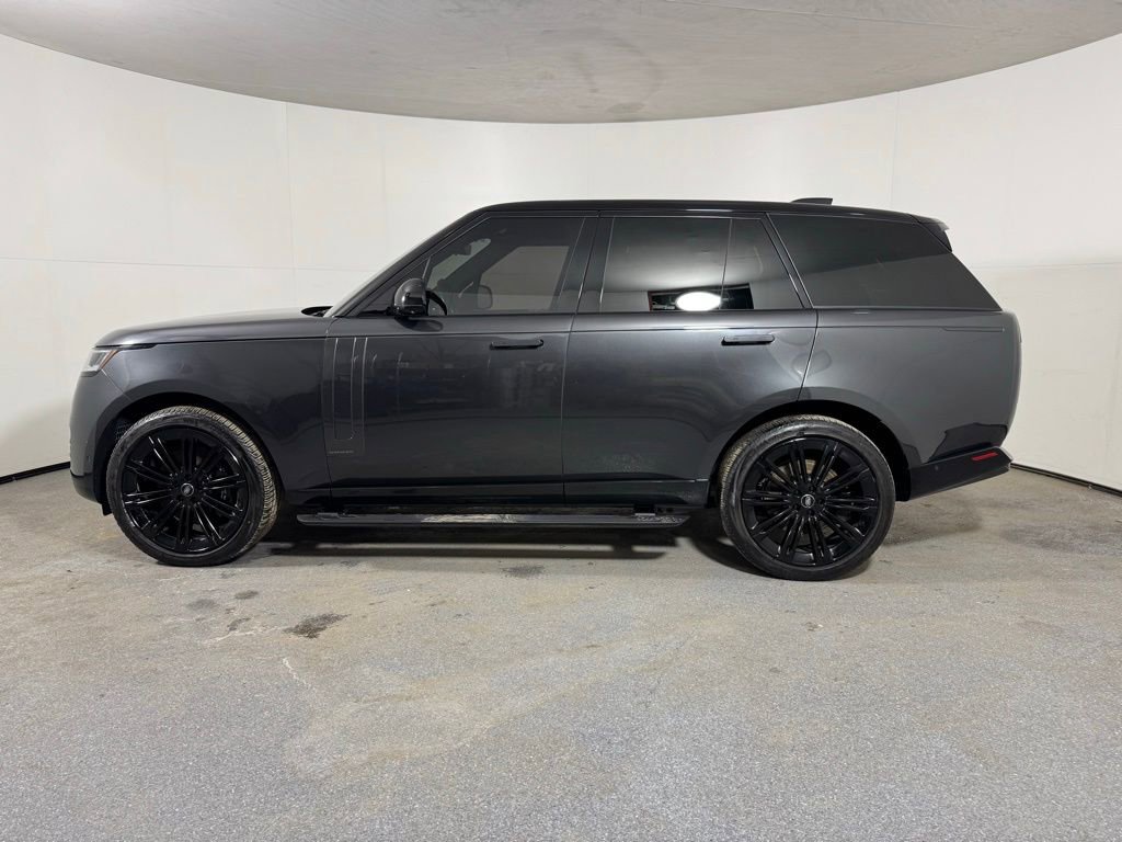 Used 2024 Land Rover Range Rover Autobiography image 10
