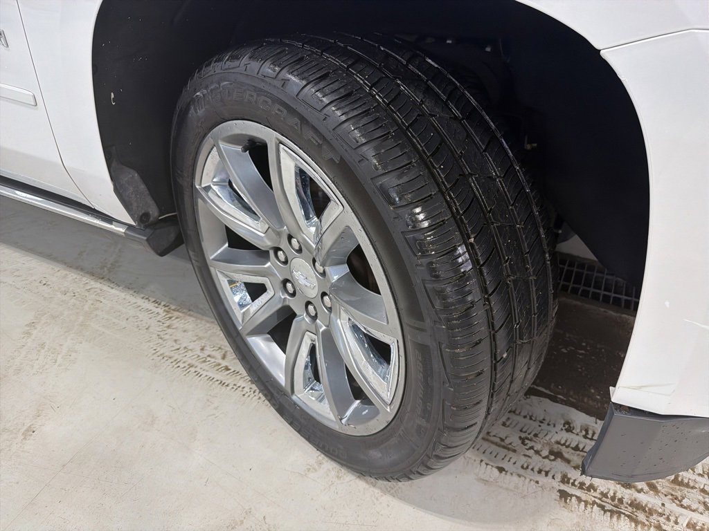 Used 2017 Chevrolet Suburban Premier image 17