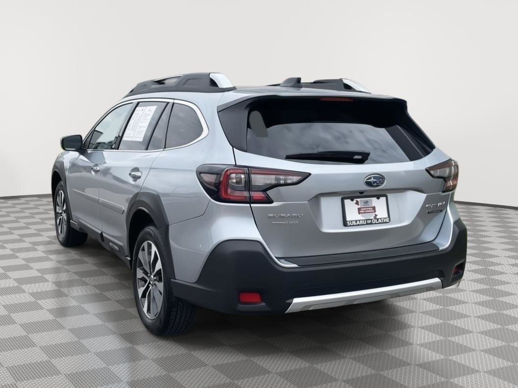 Certified 2025 Subaru Outback Touring XT AWD/4WD image 5