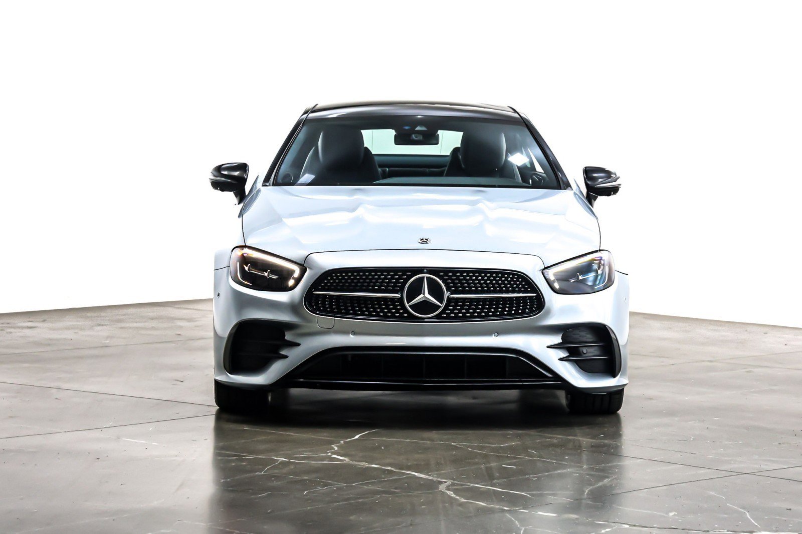 Used 2021 Mercedes-Benz E 450 Coupe image 3