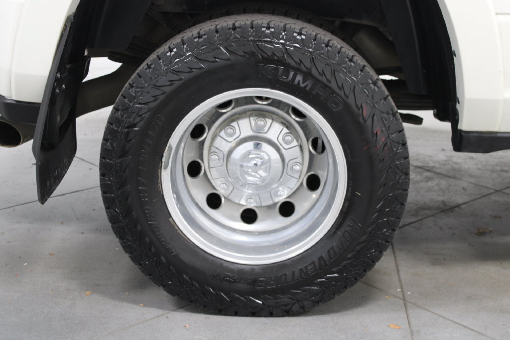 Used 2019 RAM 3500 Laramie AWD/4WD image 17