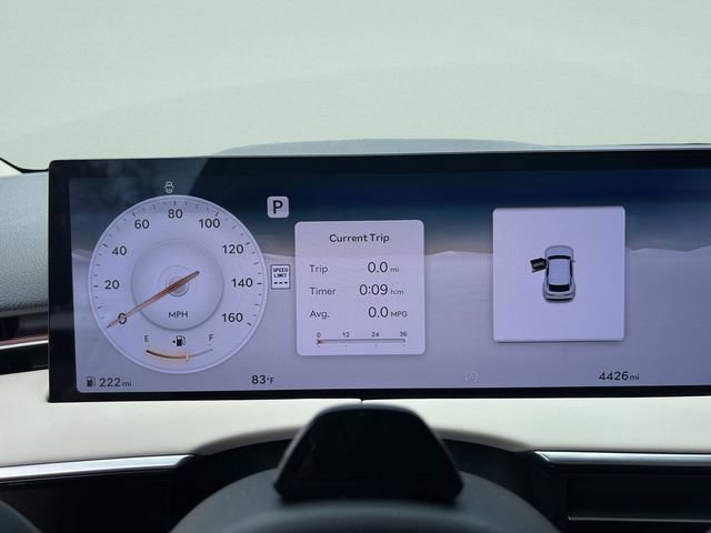 Used 2026 Genesis GV70 2.5T Select image 35