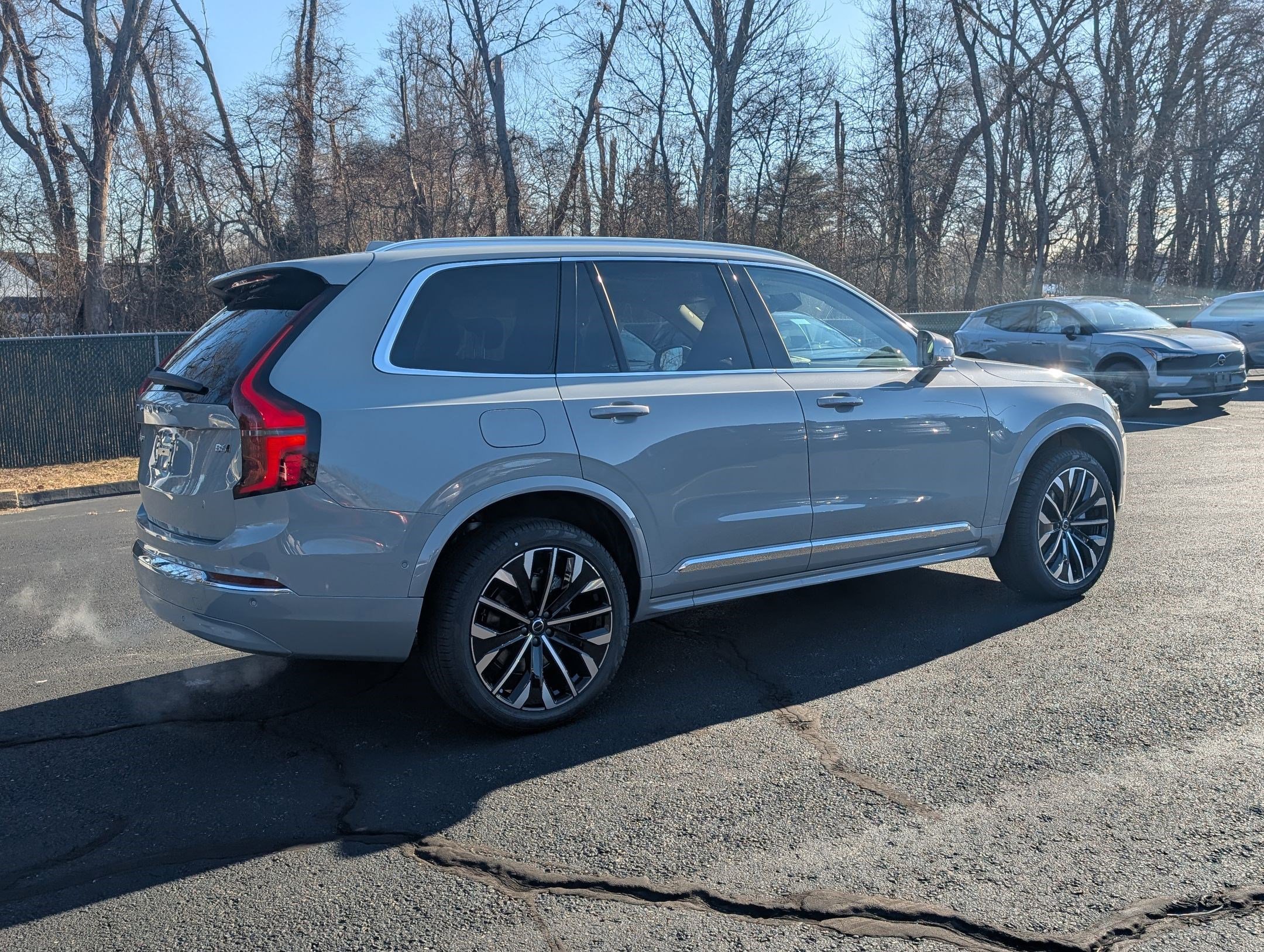 New 2026 Volvo XC90 B6 Ultra w/ Protection Package image 4