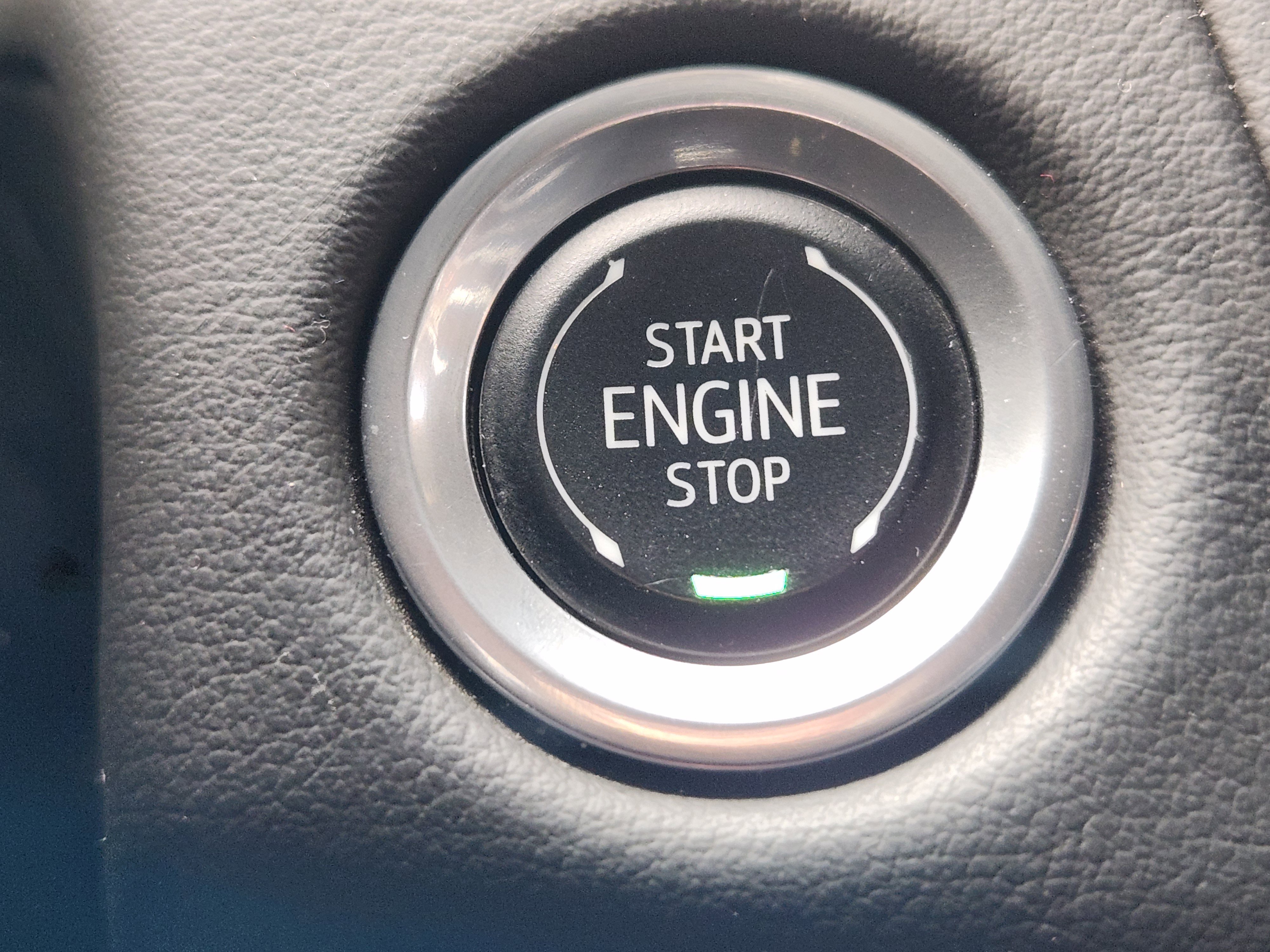 Used 2024 GMC Yukon XL SLT image 22