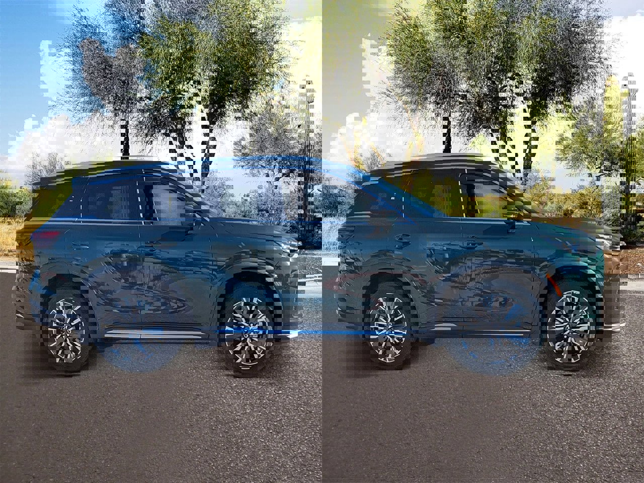 Certified 2026 INFINITI QX60 Luxe w/ Cargo Package image 6