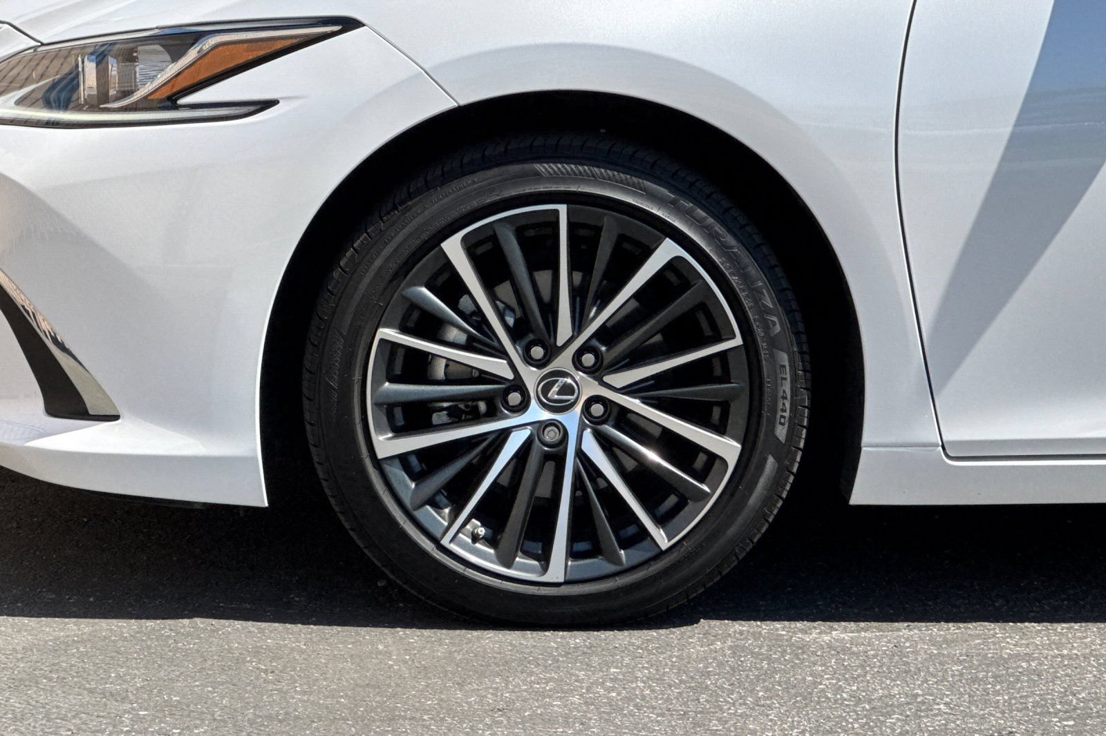 Certified 2025 Lexus ES 350 w/ Premium Package FWD image 29