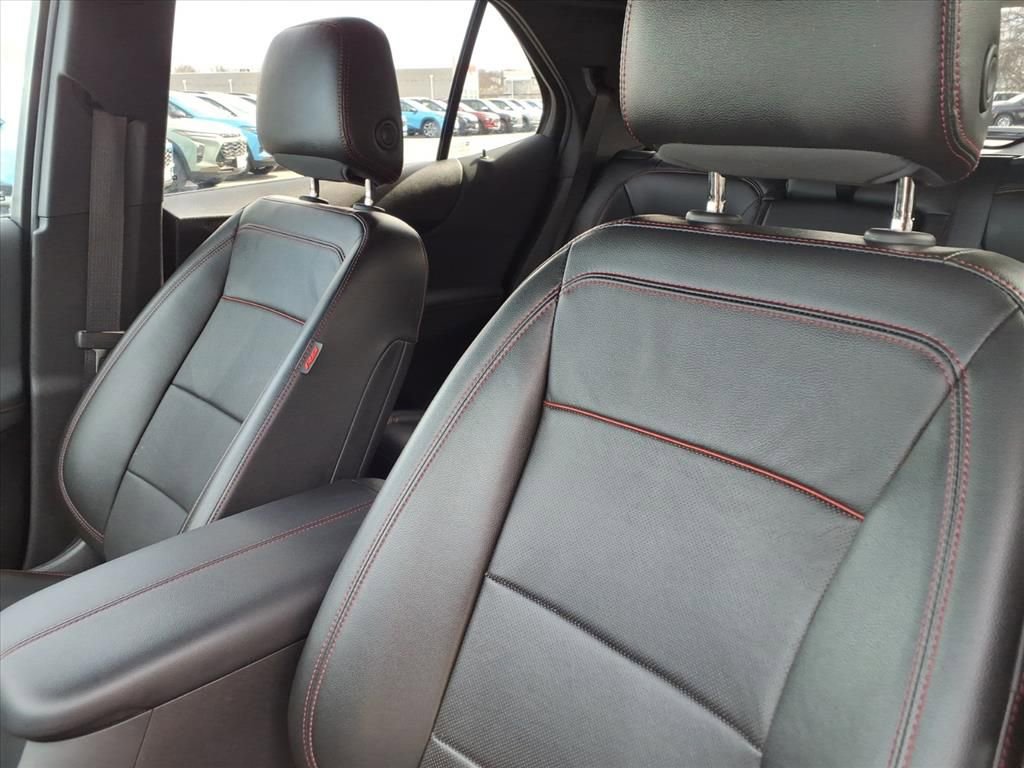 Certified 2023 Chevrolet Equinox RS w/ RS Leather Package image 11