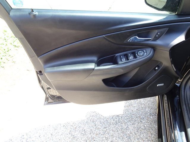 Used 2016 Chevrolet Volt Premier w/ Driver Confidence Package FWD image 13