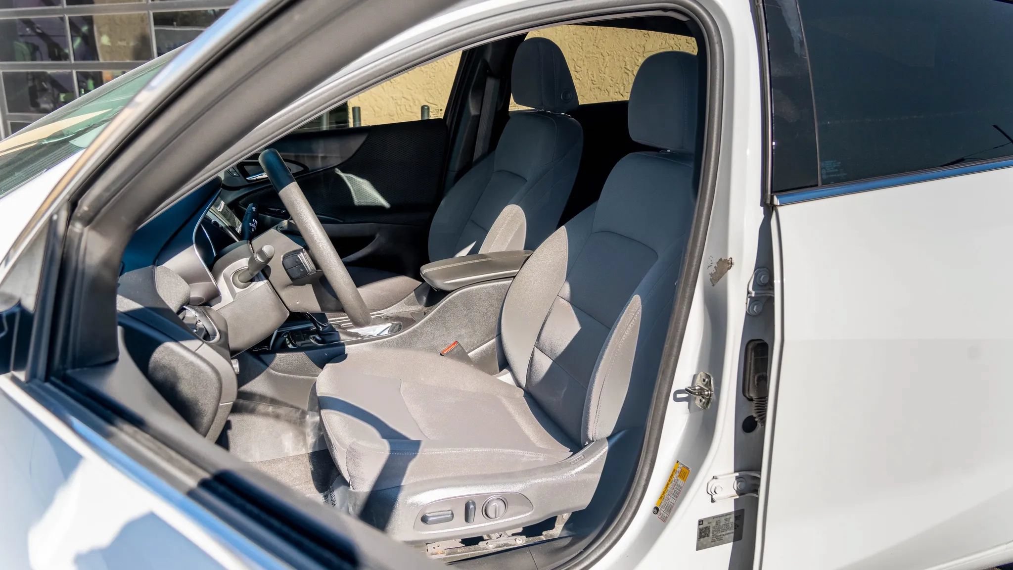 Used 2020 Chevrolet Malibu LT FWD image 14