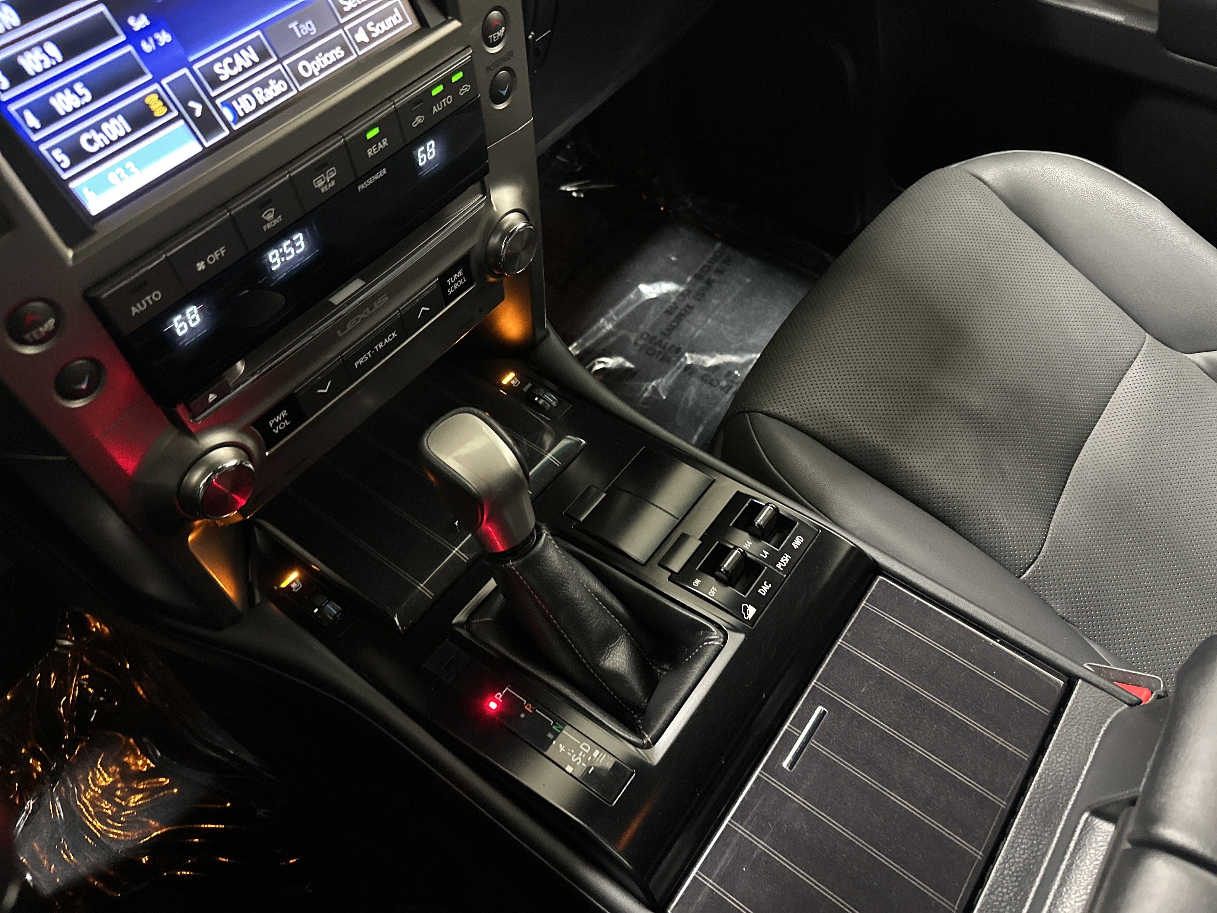 Used 2021 Lexus GX 460 Premium w/ Premium Package image 26