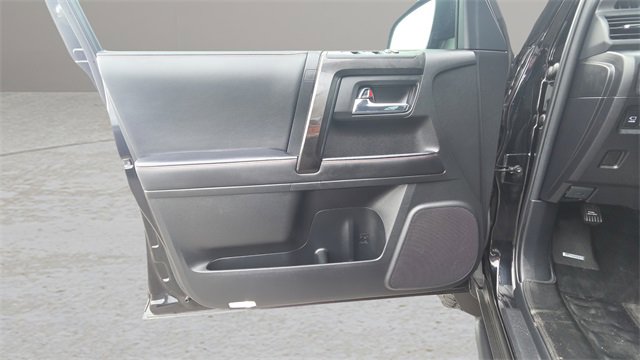 Used 2024 Toyota 4Runner TRD Off-Road Premium image 29