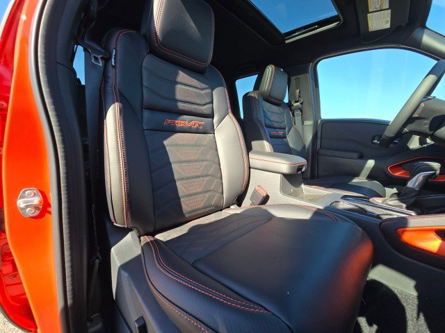 New 2025 Nissan Frontier PRO-4X w/ Pro Premium Package image 12