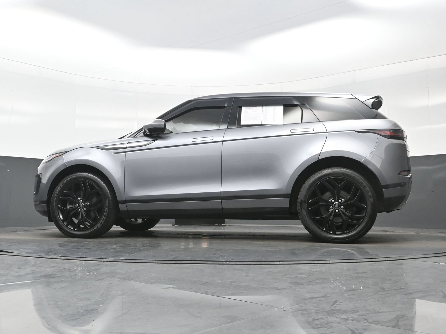 Used 2023 Land Rover Range Rover Evoque S AWD/4WD image 32