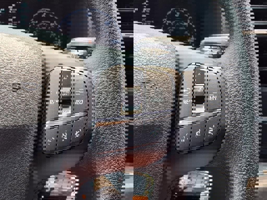 New 2025 Ford Transit 250 148 Medium Roof image 12