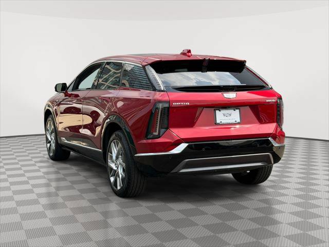 Used 2025 Cadillac Optiq Luxury 1 w/ LPO, Floor Liner Package AWD/4WD image 5
