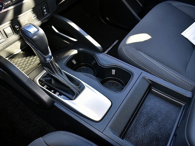 Used 2023 Nissan Frontier SV w/ Technology Package image 30