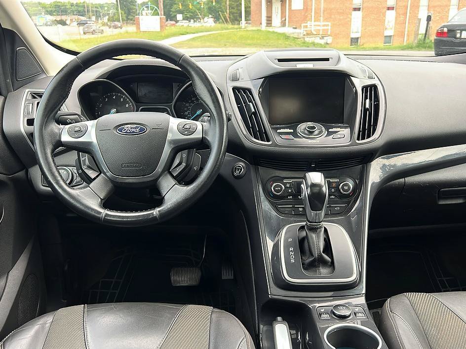 Used 2013 Ford Escape Titanium AWD/4WD image 10