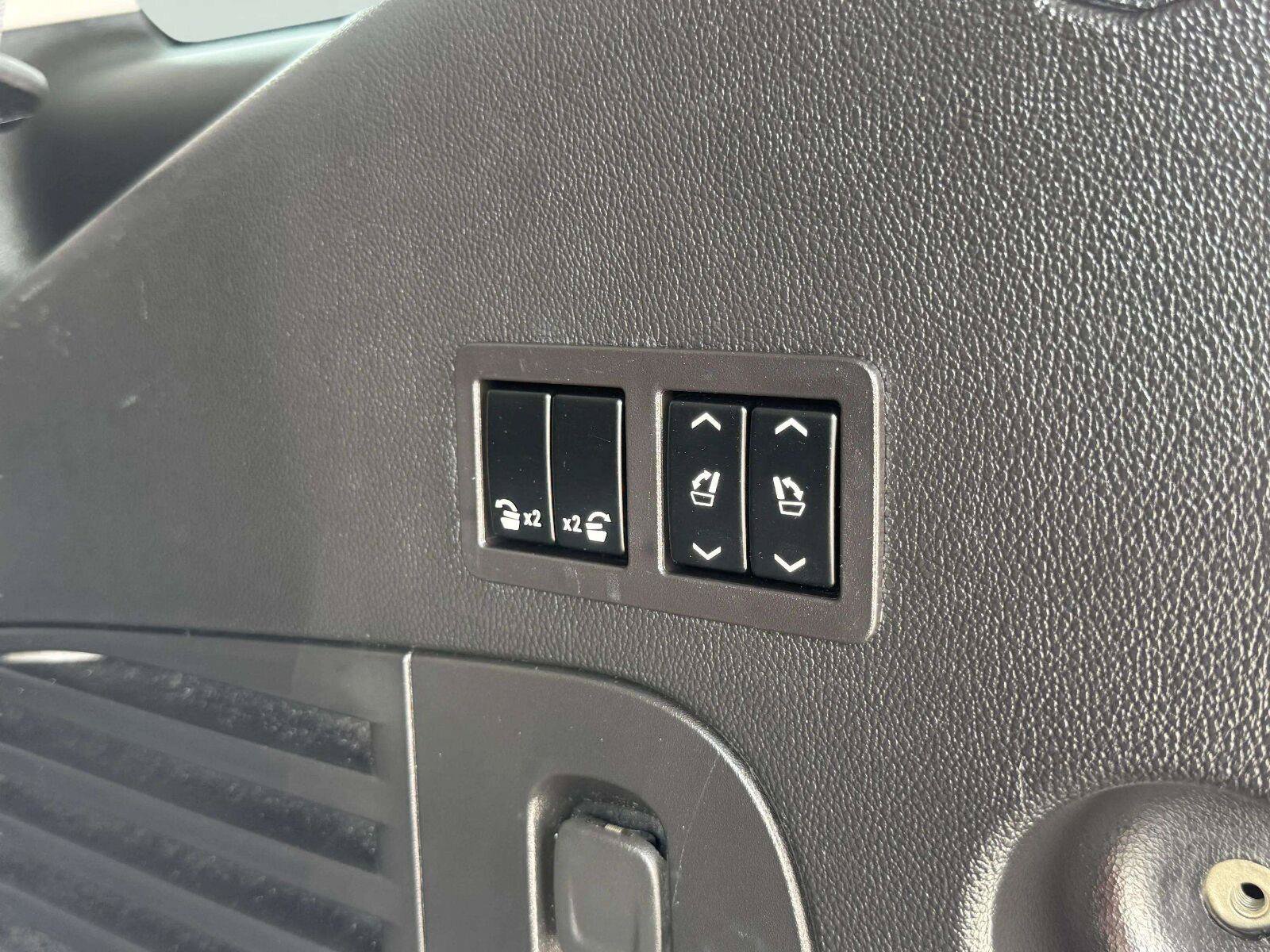 Used 2019 GMC Yukon Denali w/ Denali Ultimate Package AWD/4WD image 77