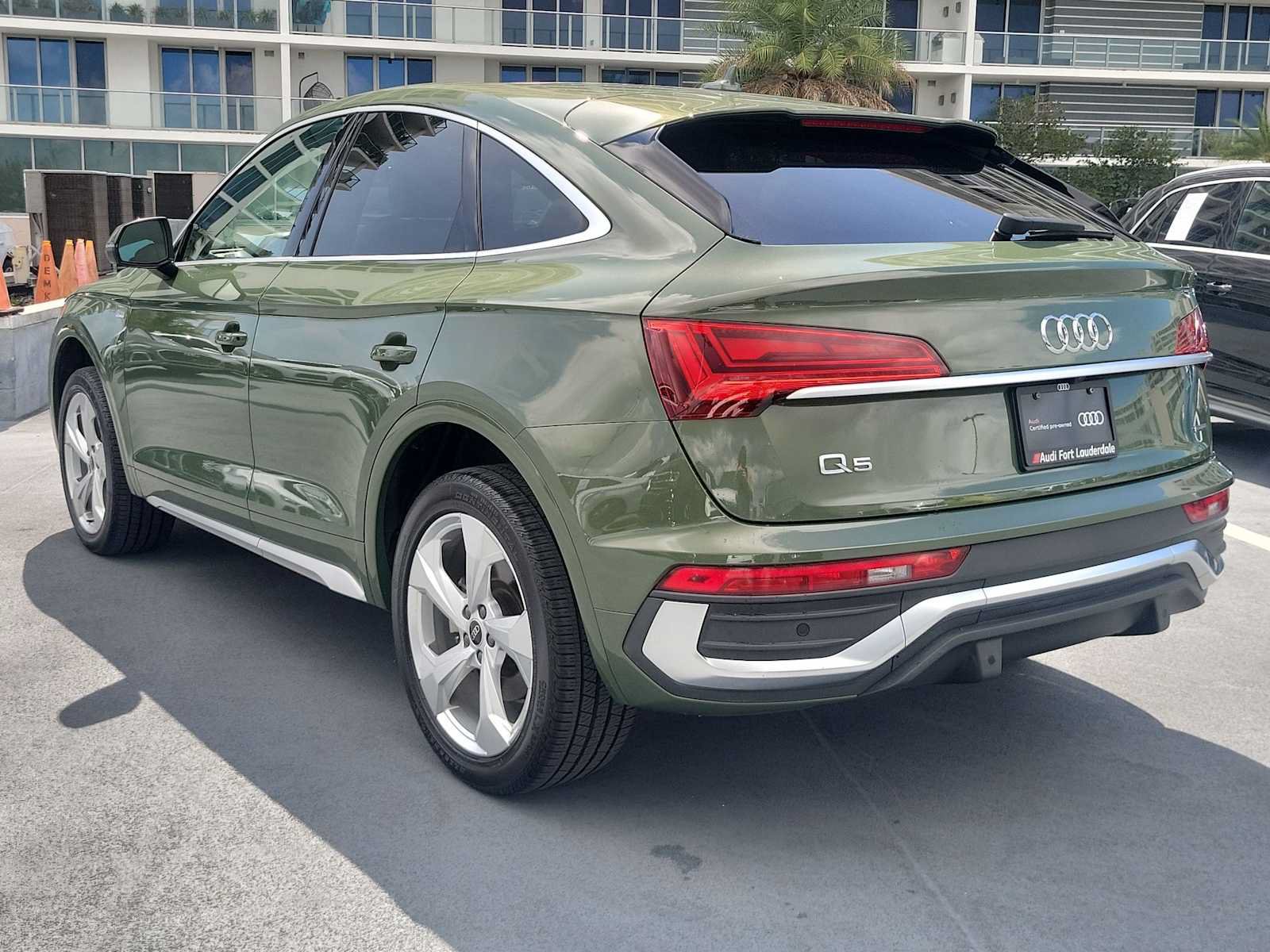 Certified 2023 Audi Q5 2.0T Premium w/ Convenience Package AWD/4WD image 10