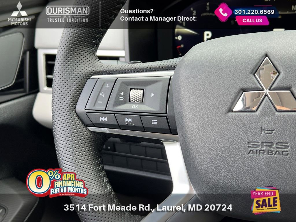 New 2025 Mitsubishi Outlander SE image 28