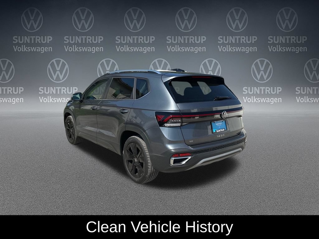 Used 2025 Volkswagen Taos SE FWD image 3