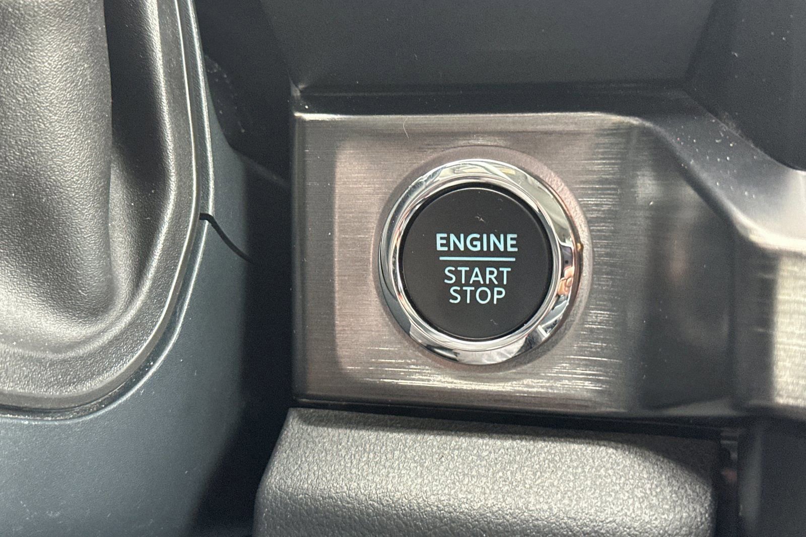 Used 2023 Ford F250 Lariat w/ Lariat Ultimate Package image 23