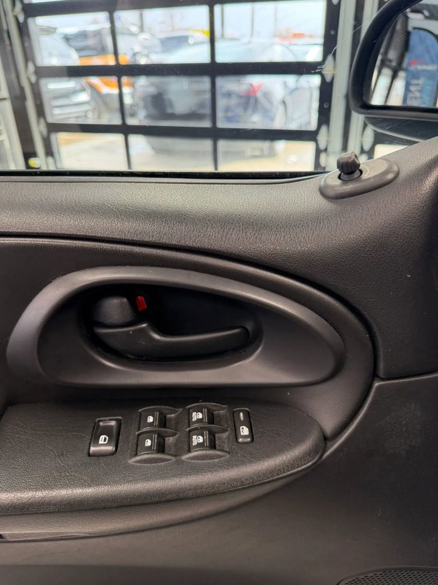 Used 2008 Chevrolet TrailBlazer LT w/ Sun And Sound Package image 19