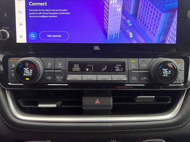 Used 2024 Toyota Grand Highlander Limited image 17