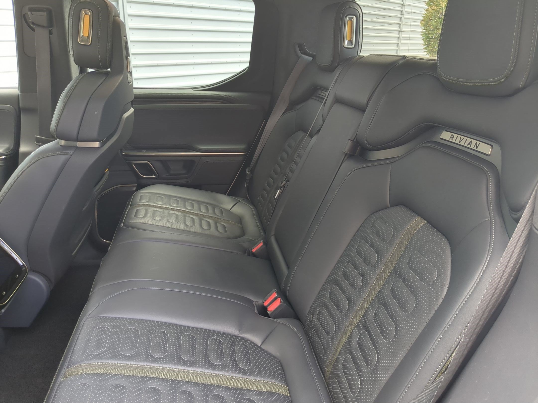 Used 2022 Rivian R1T Launch Edition AWD/4WD image 29