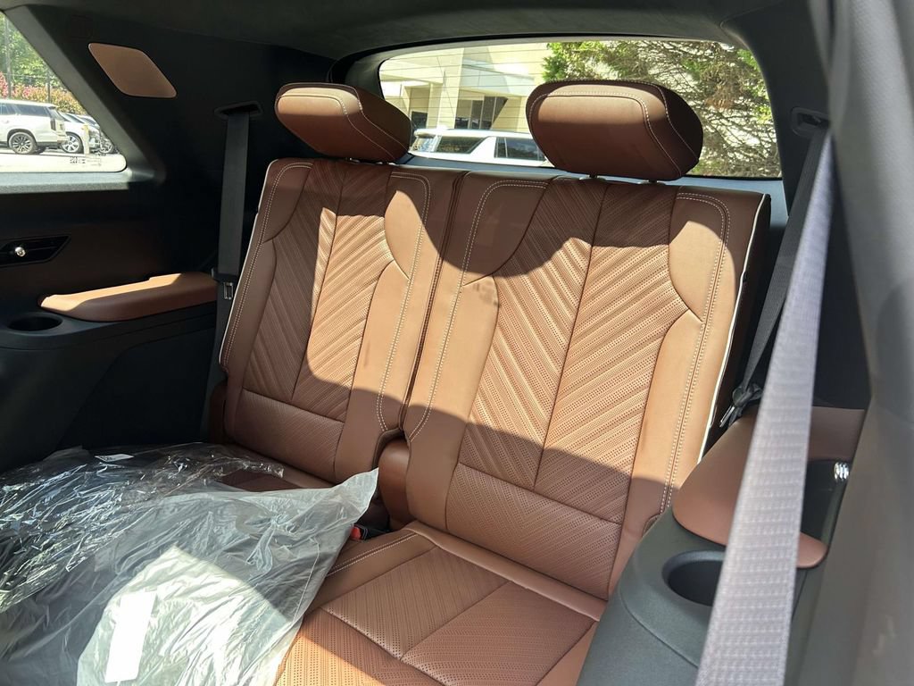 New 2027 Cadillac Vistiq Sport AWD/4WD image 12