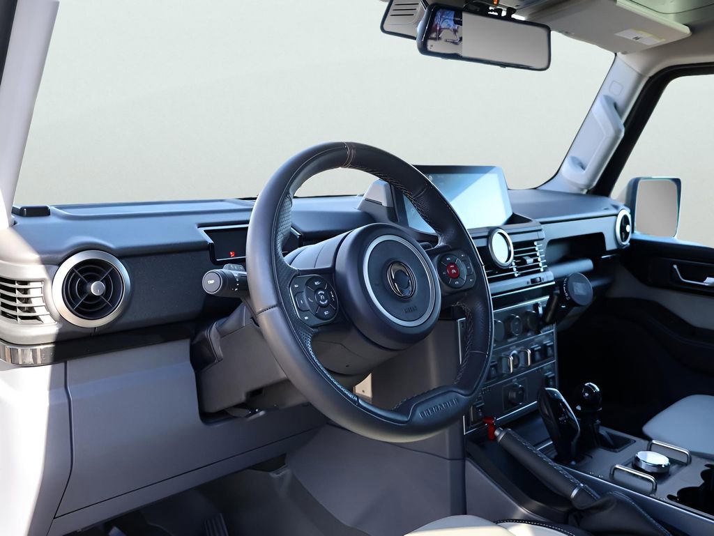 Used 2025 INEOS Grenadier Fieldmaster Edition image 23