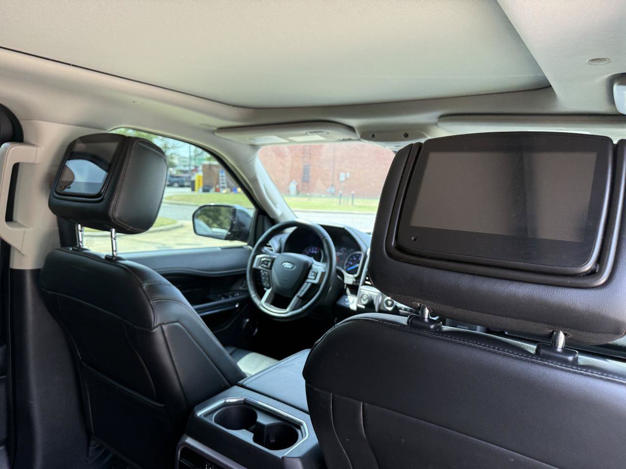 Used 2018 Ford Expedition Platinum AWD/4WD image 41