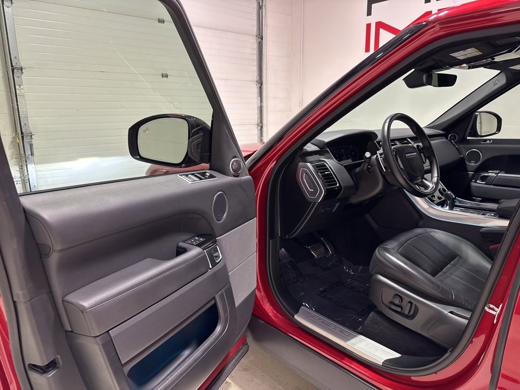 Used 2022 Land Rover Range Rover Sport HSE Silver Edition image 12