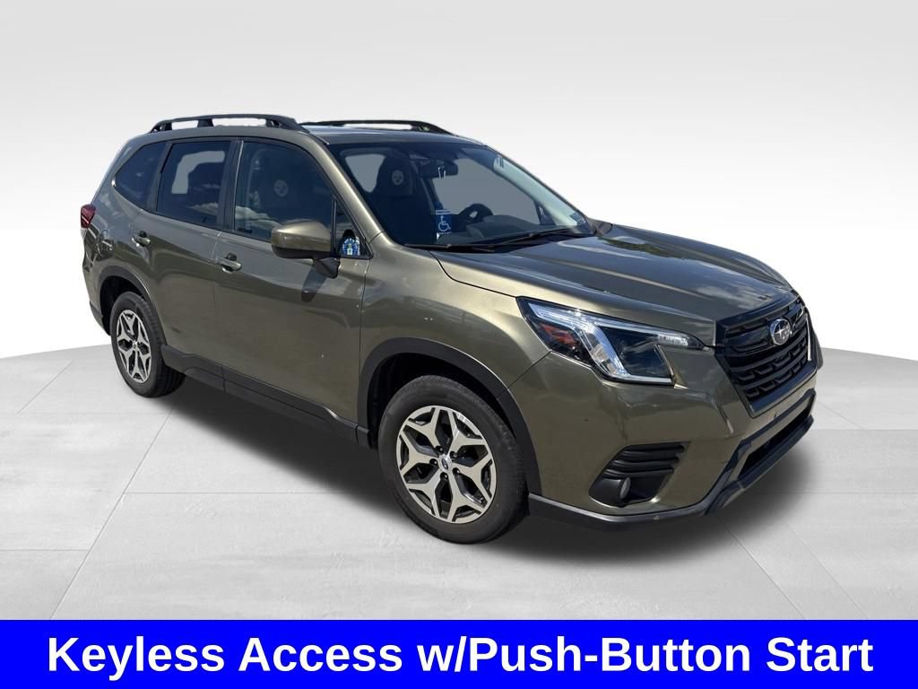 Used 2023 Subaru Forester Premium AWD/4WD image 9