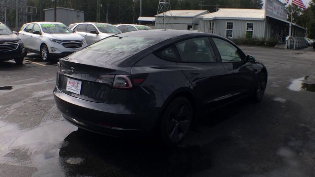 Used 2023 Tesla Model 3 Standard Range image 8