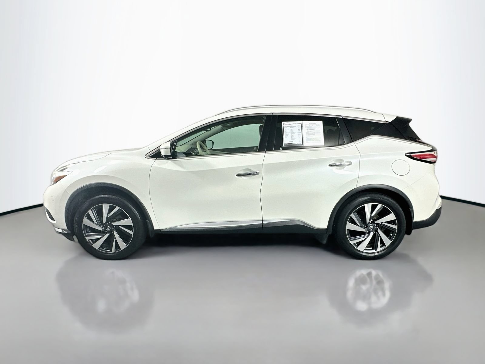 Used 2016 Nissan Murano Platinum w/ Platinum Technology Package AWD/4WD image 4