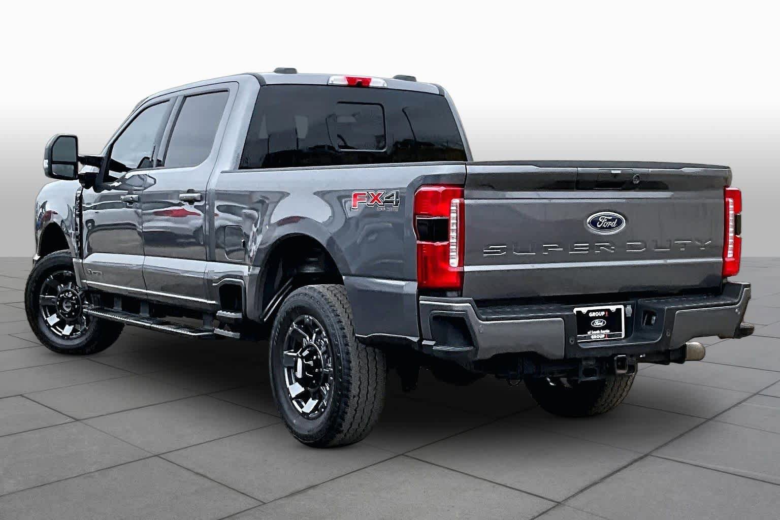 Certified 2024 Ford F250 Lariat w/ Lariat Ultimate Package AWD/4WD image 6