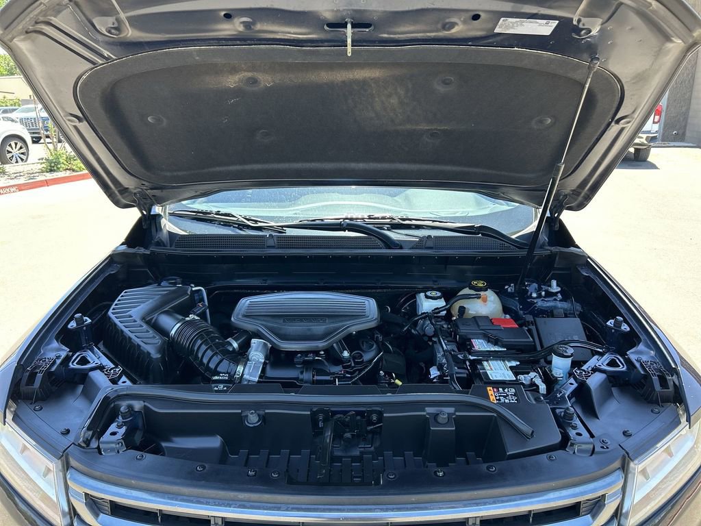 Used 2022 GMC Acadia AT4 w/ Preferred Package AWD/4WD image 30