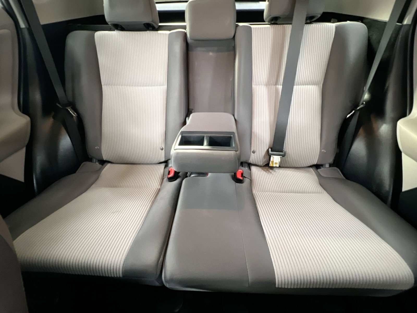 Used 2013 Toyota RAV4 LE image 5