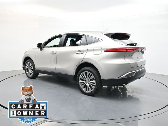 Used 2024 Toyota Venza Limited AWD/4WD image 9
