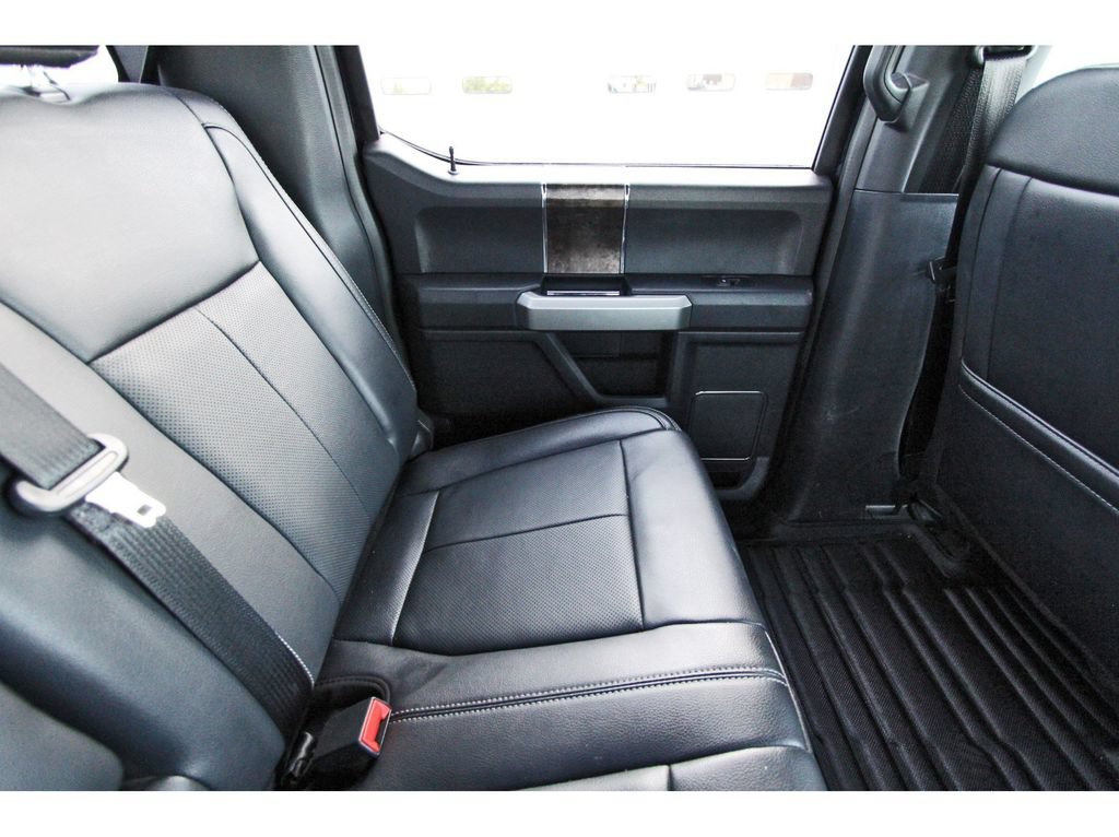 Used 2022 Ford F250 Lariat w/ Black Appearance Package AWD/4WD image 11