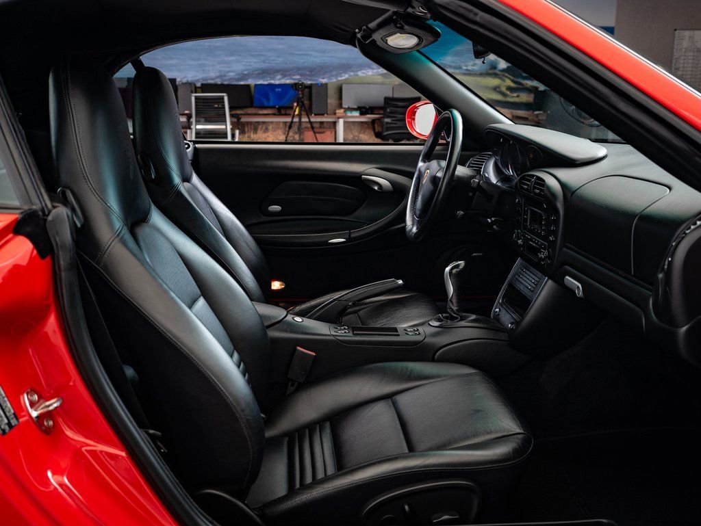 Used 2004 Porsche 911 Carrera image 26